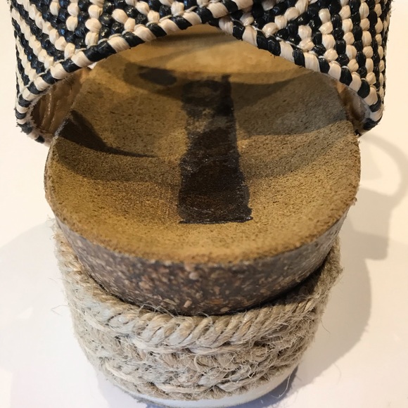 STEVE MADDEN KIMMIE FLATFORM - Picture 6 of 7